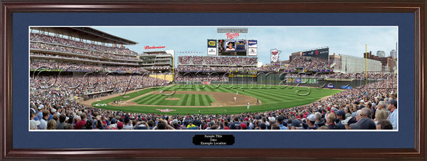 MN-272 Twins First Pitch at Target Field